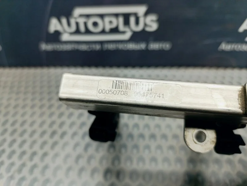 Топливная рампа Chevrolet Aveo T250 F14D4 - миниатюра 6