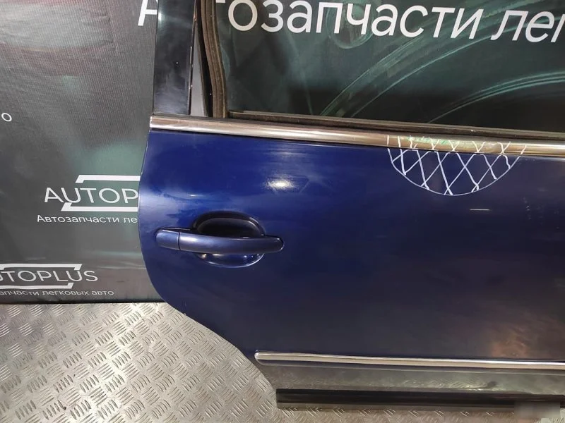 Дверь боковая задняя правая Volkswagen Passat B5 - миниатюра 2