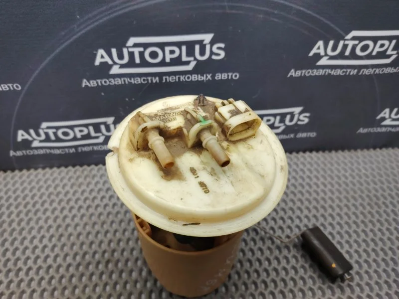 Топливный насос Renault Symbol 1.4 K7J700 2004 - миниатюра 2