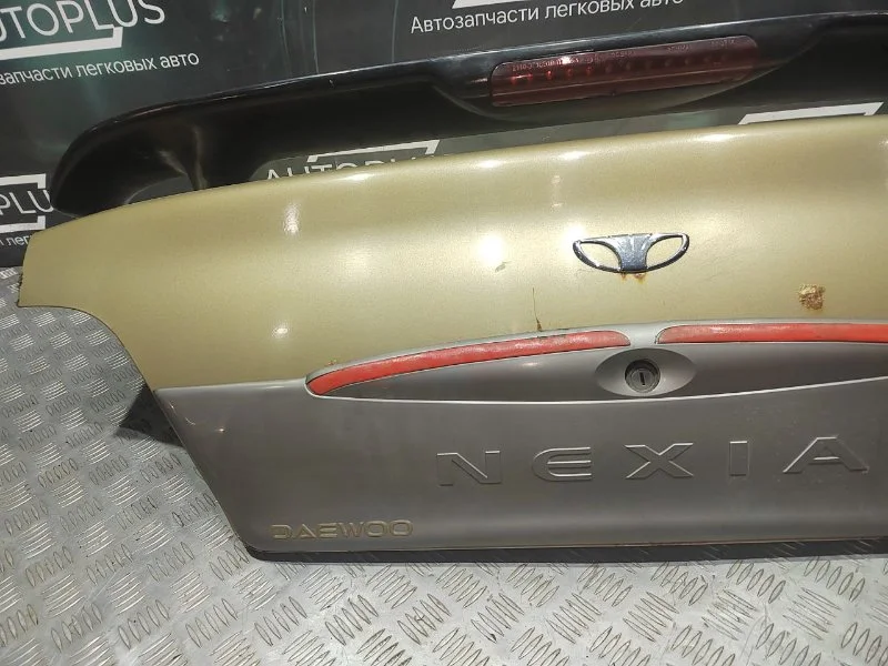 Крышка багажника Daewoo Nexia N100 F16D3 2008 - миниатюра 2