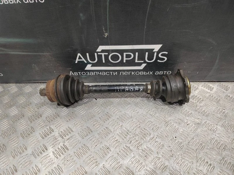 Правый привод правый Audi A4 B5 AGA 1998 - изображение 1