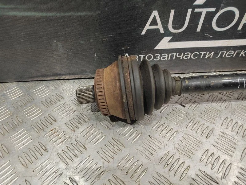 Правый привод правый Audi A4 B5 AGA 1998 - миниатюра 4