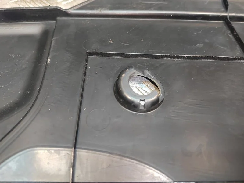 Накладка двигателя Infiniti FX35 VQ35DE 2003 - миниатюра 10