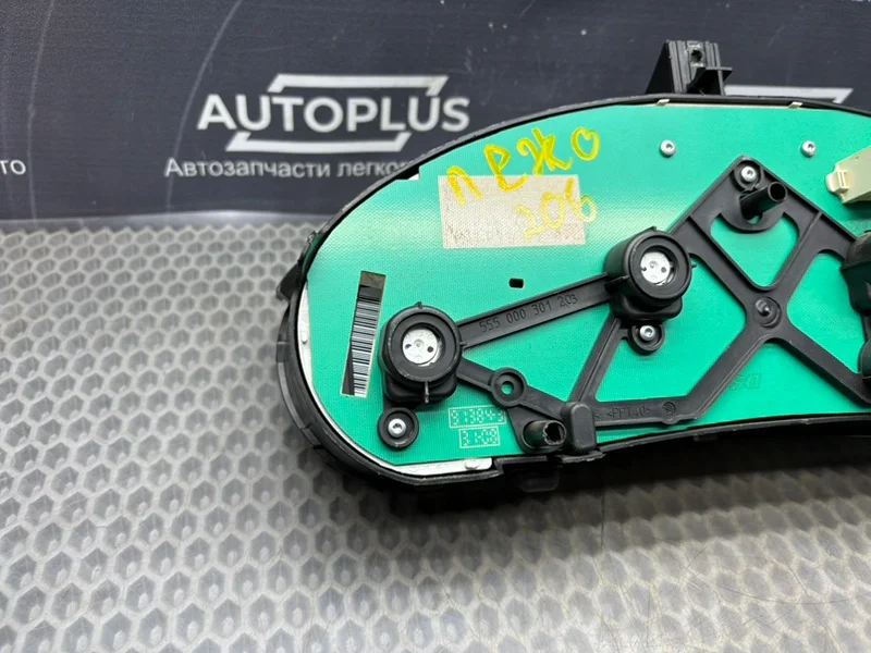Панель приборов Peugeot 206 1.4 1998-2010 - миниатюра 7