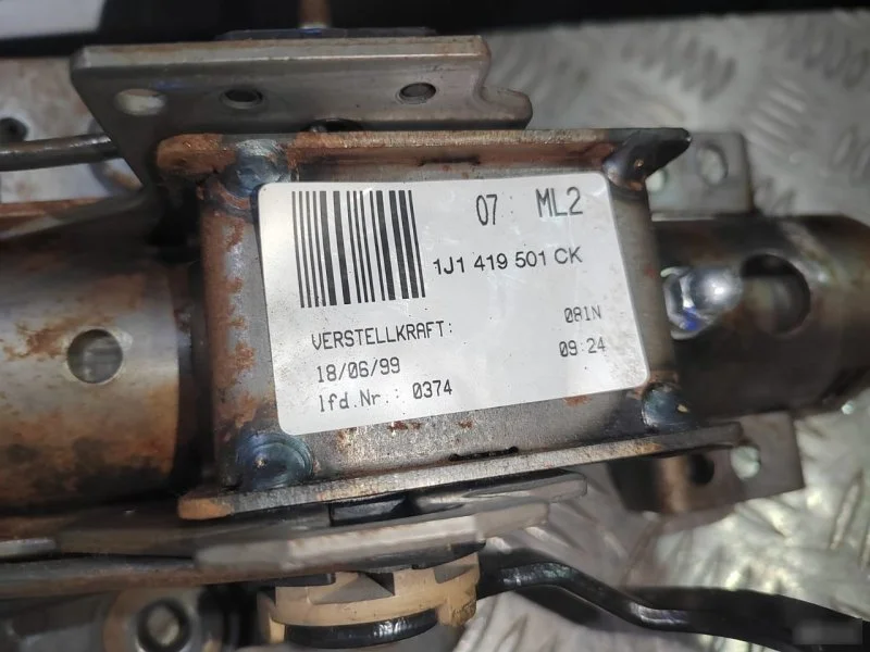 Рулевая колонка Volkswagen Jetta 4 2.0 1999-2005 - миниатюра 8