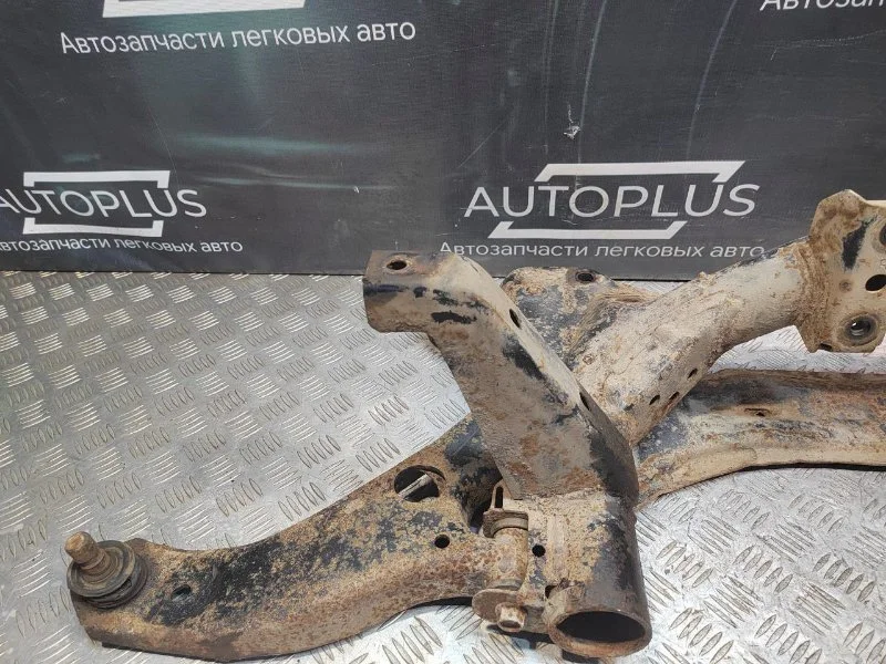 Подрамник передний Mazda Premacy 2.0 FS 2002 - миниатюра 10