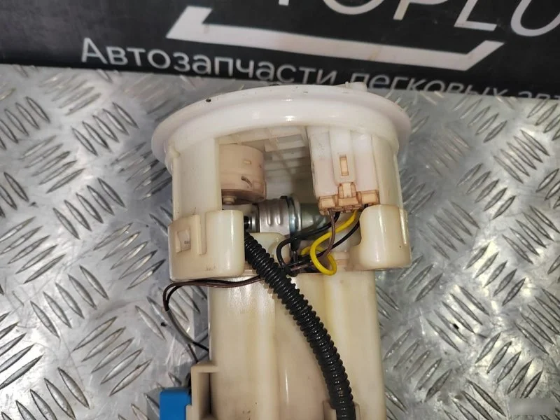 Топливный насос Hyundai Verna 1.4 2006-2010 - миниатюра 4