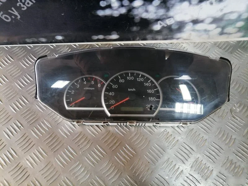 Щиток приборов Kia Carens 2 2.0 2002-2006 - изображение 1