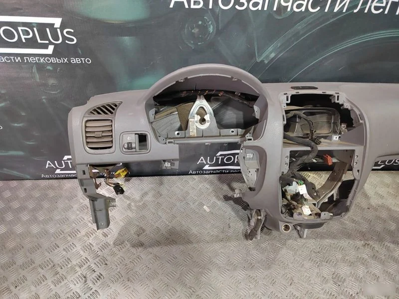 Торпедо Hyundai Accent 2 1.5 1999-2010 - миниатюра 2