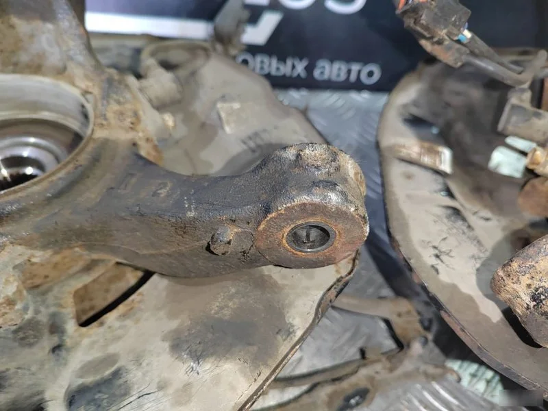Поворотные кулаки Toyota Camry XV40 2.4 2006-2011 - миниатюра 8