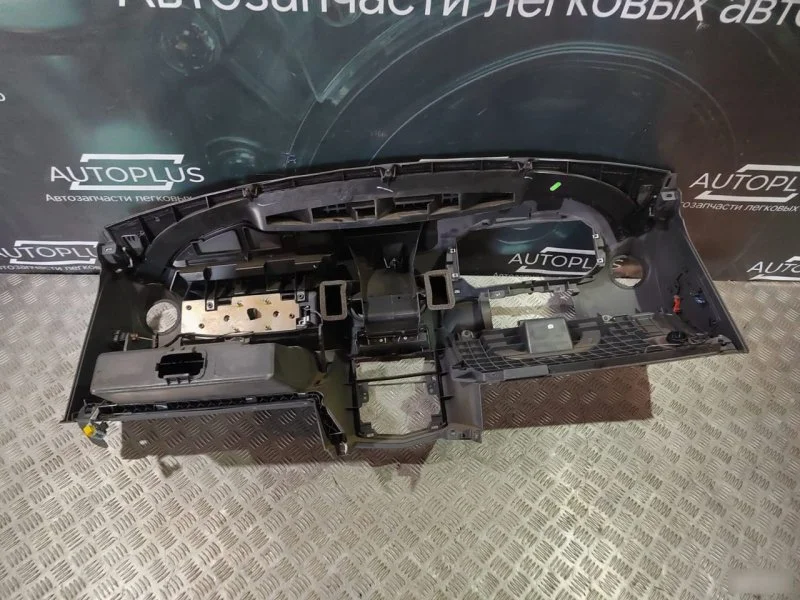 Торпедо Renault Logan 1.6 2004-2016 - миниатюра 2