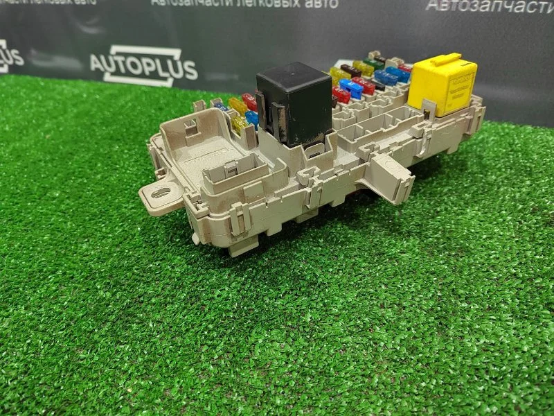 Блок предохранителей салонный Rover 45 СЕДАН 1.6 - миниатюра 3
