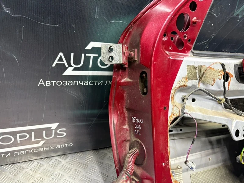 Дверь боковая передняя правая Peugeot 206 1.4 - миниатюра 7