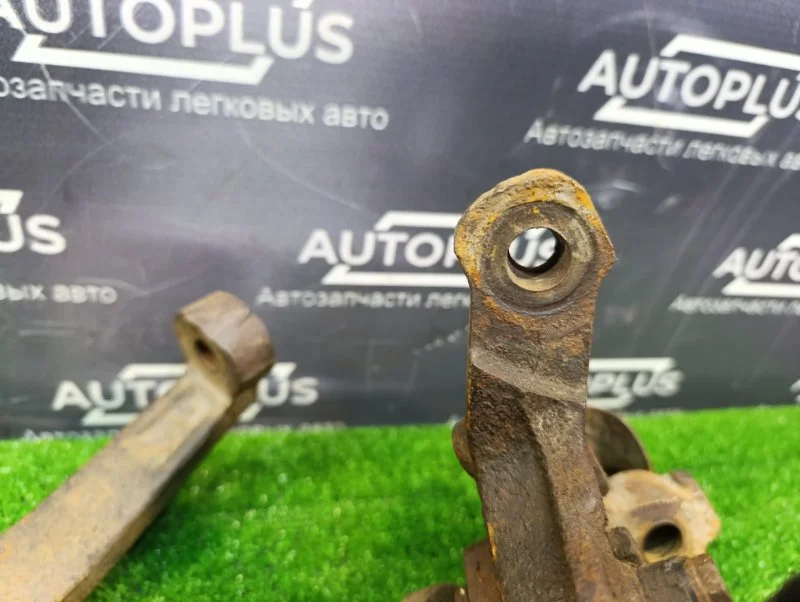 Поворотный кулак со ступицей передний Chrysler - миниатюра 5