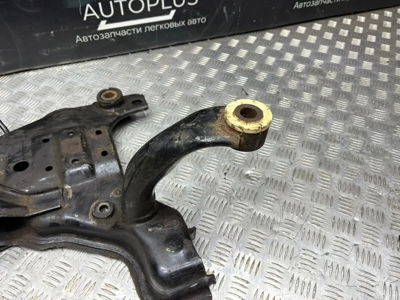 Подрамник Ford Focus 2 1.4 2004-2011 - миниатюра 2
