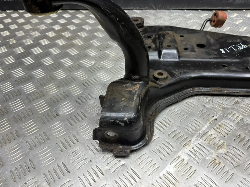 Подрамник Ford Focus 2 1.4 2004-2011 - миниатюра 6