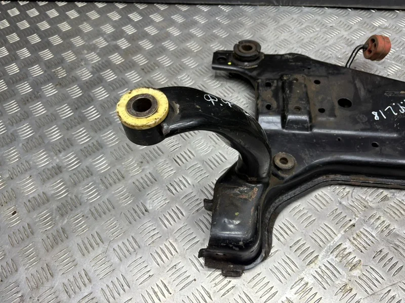 Подрамник Ford Focus 2 1.4 2004-2011 - миниатюра 7