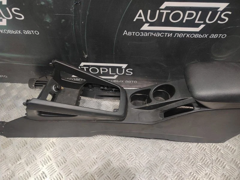 Центральная консоль с подлокотником Kia Ceed ED - миниатюра 2