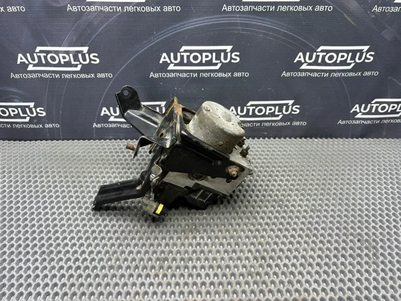 Блок ABS Toyota Corolla E120 1.6 2000-2007 - миниатюра 2
