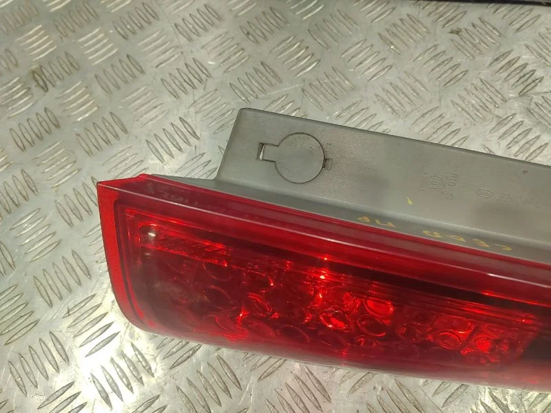 Фонарь задний правый Kia Ceed ED УНИВЕРСАЛ G4GC - миниатюра 6