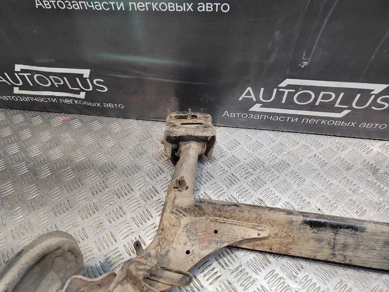 Балка подвески задняя Chevrolet Aveo T200 1.4 - миниатюра 7