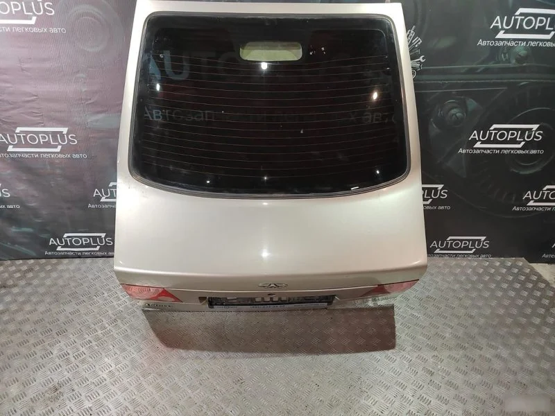 Дверь багажника Chery Amulet A15 1.6 2003-2012 - изображение 1