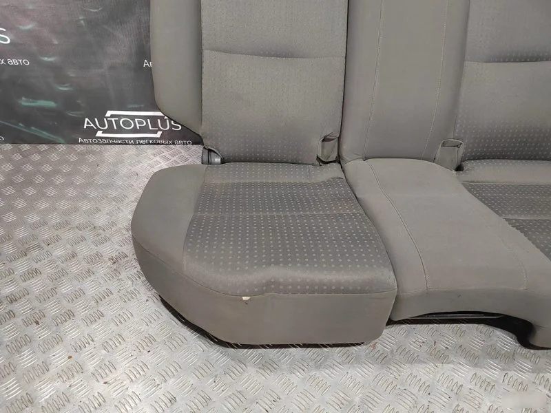 Диван задний Mitsubishi Space Star 1.6 1998-2004 - миниатюра 5