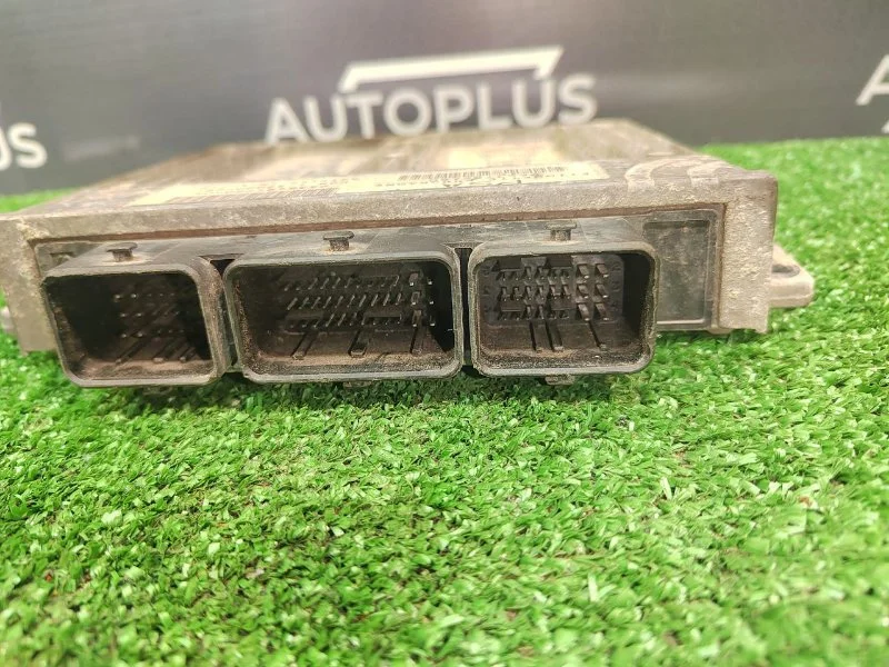Блок управления двигателем Peugeot 206 1.4 KFW - миниатюра 9