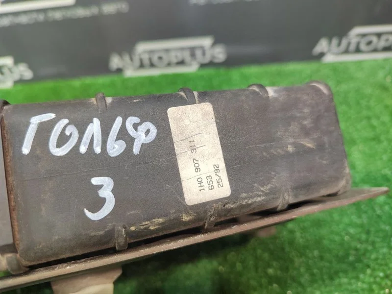 Блок управления двигателем Volkswagen Golf 3 - миниатюра 8