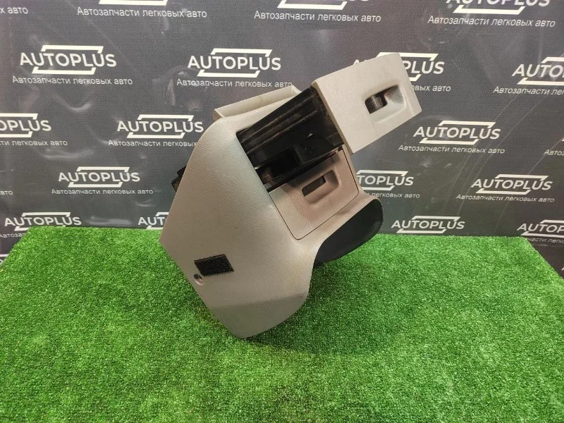 Центральная консоль Mazda Premacy 2.0 FS 2002 - миниатюра 8