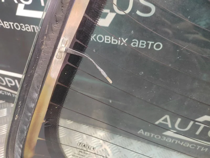 Стекло заднее Fiat Albea СЕДАН 1.4 350 A1.000 2011 - миниатюра 8