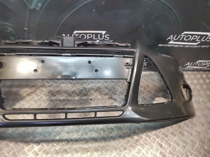 Бампер Ford Focus 2010 - миниатюра 4
