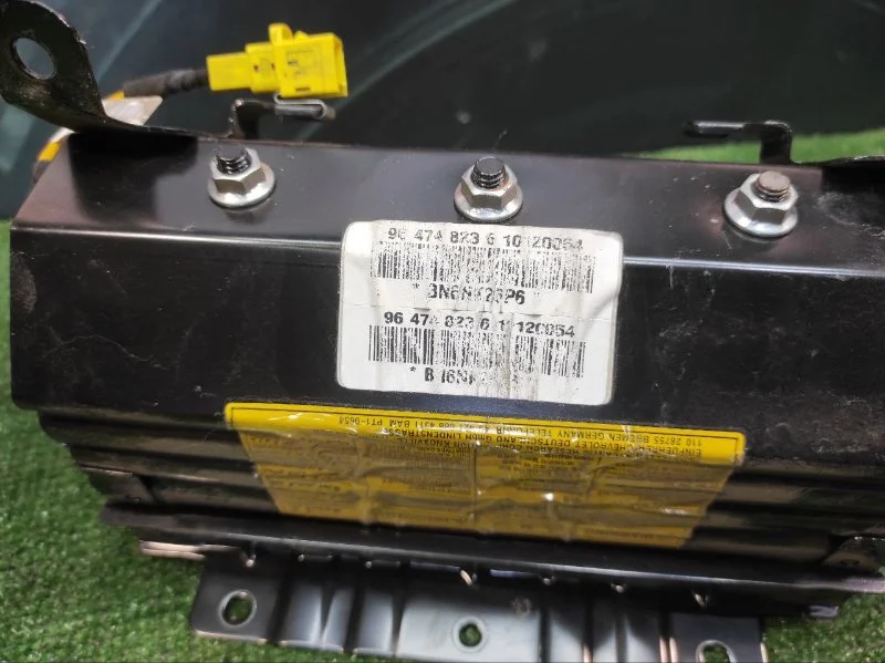 Подушка безопасности пассажира Chevrolet Lacetti - миниатюра 5