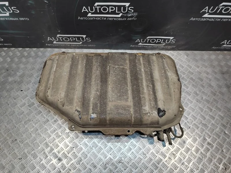 Топливный бак Nissan Almera N15 GA16 1995-2000 - миниатюра 2