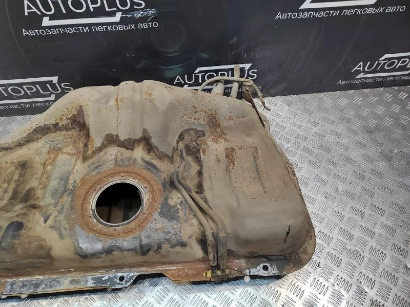 Топливный бак Nissan Almera N15 GA16 1995-2000 - миниатюра 4
