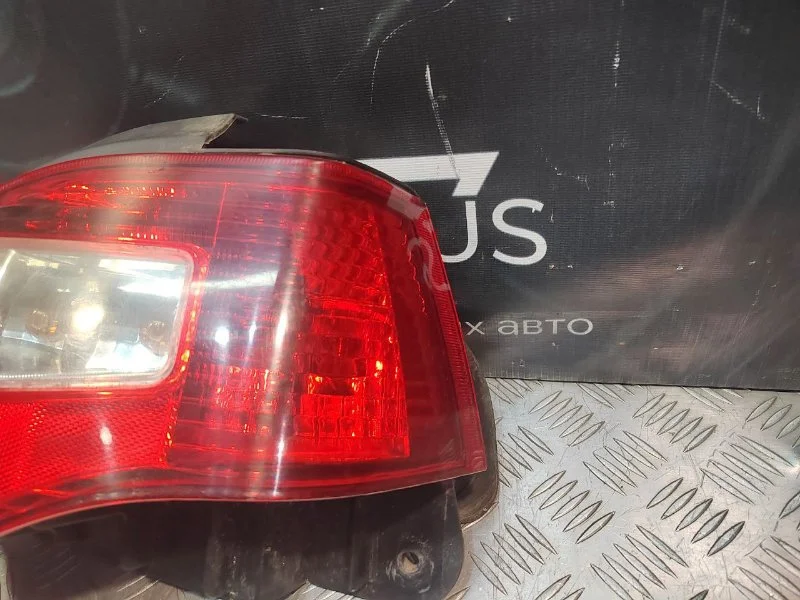 Фонарь задний правый Daewoo Nexia N150 2008 - миниатюра 3