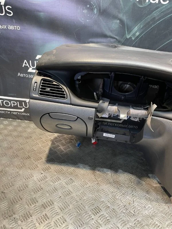 Торпедо Citroen C5 ХЭТЧБЕК 2.0 16V RFN(EW10J4) - миниатюра 2