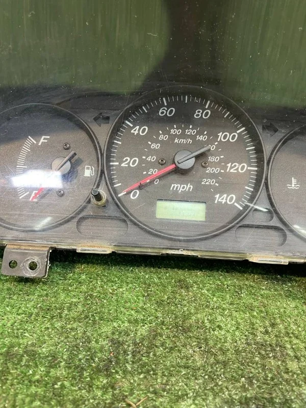 Панель приборов Mazda Protege СЕДАН 1.6 ZM 2001 - миниатюра 3