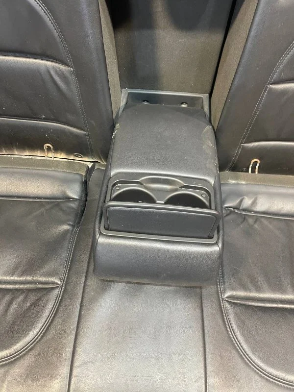 Диван задний Hyundai Grandeur 4 2.7 G6EA 2008 - миниатюра 9