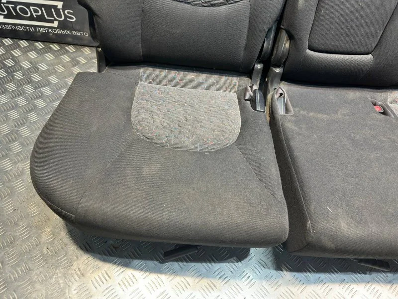 Диван задний Hyundai Matrix 1.6 G4ED 2001 - миниатюра 6