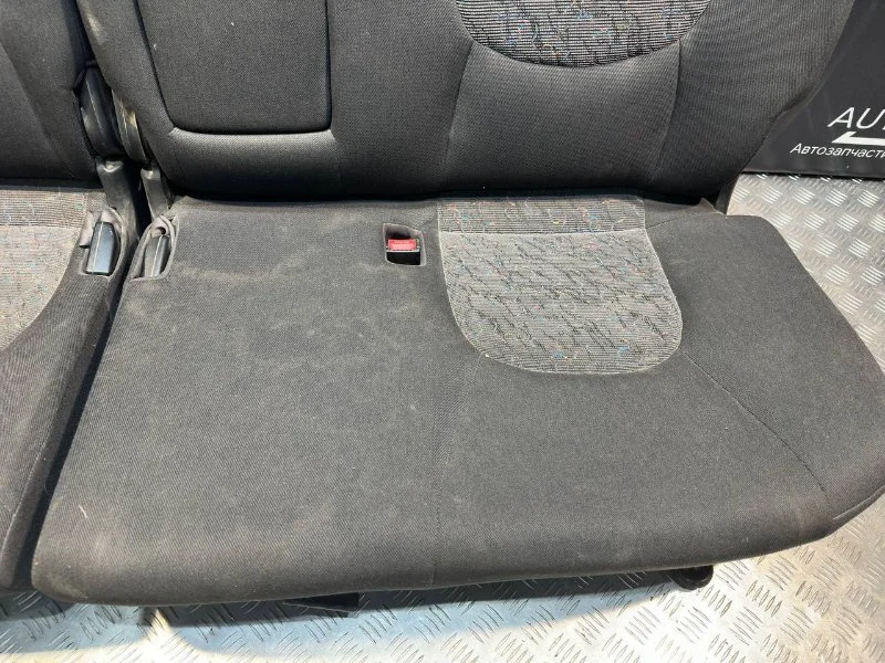 Диван задний Hyundai Matrix 1.6 G4ED 2001 - миниатюра 7