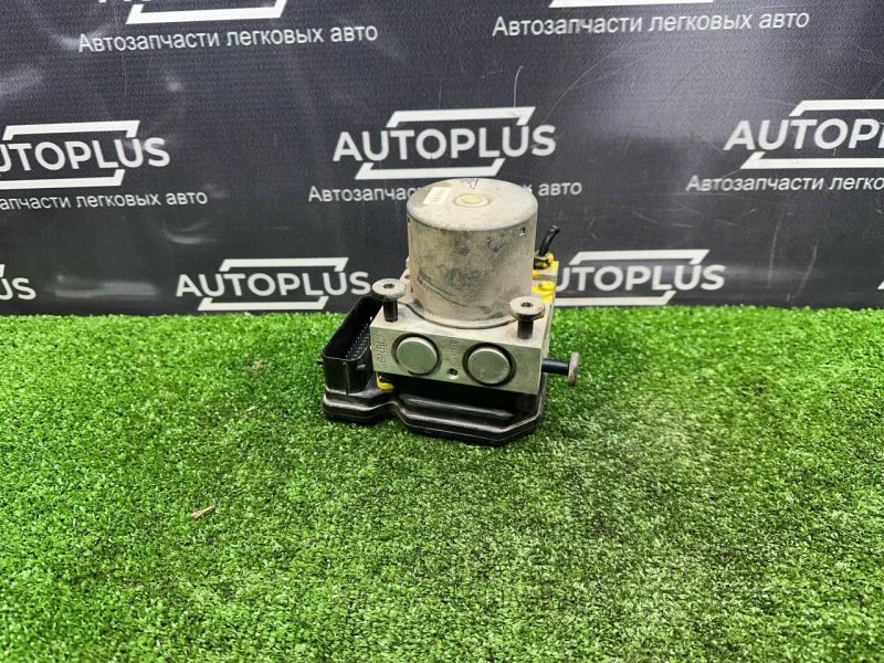 Блок ABS Hyundai Solaris СЕДАН 1.6 G4FC 2012 - миниатюра 2