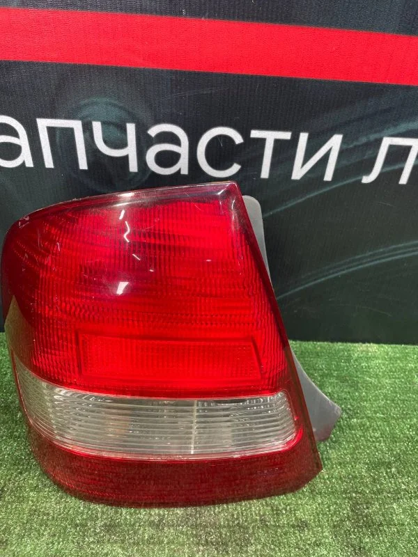Фонарь задний левый Mazda Protege СЕДАН 1.6 ZM - миниатюра 2