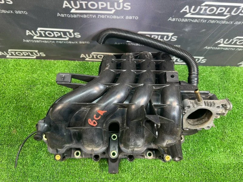 Впускной коллектор Volkswagen Golf 4 BCA 1997-2004 - изображение 1