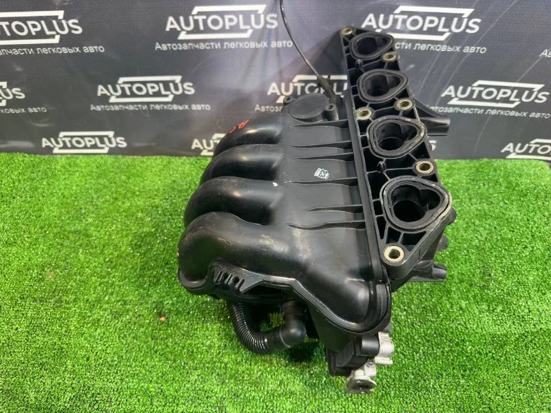 Впускной коллектор Volkswagen Golf 4 BCA 1997-2004 - миниатюра 2
