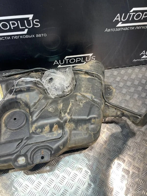 Топливный бак Citroen C5 ХЭТЧБЕК 2.0 16V - миниатюра 4