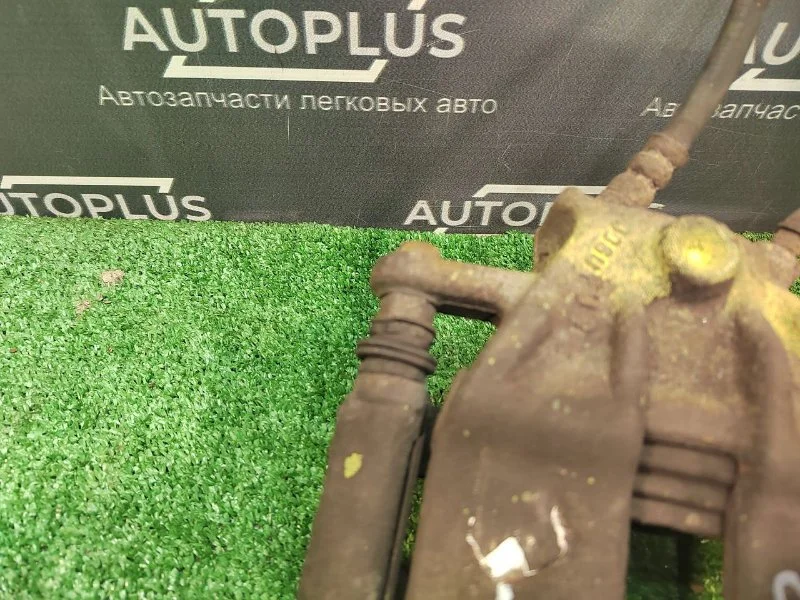 Суппорт тормозной передний левый Nissan Almera G15 - миниатюра 10