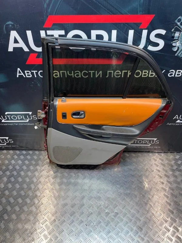 Дверь боковая задняя правая Mazda Protege СЕДАН - миниатюра 2