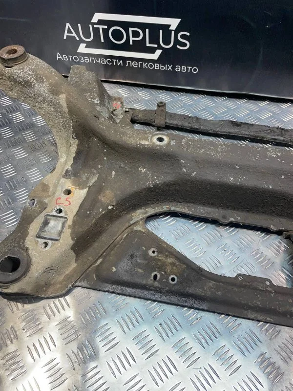 Подрамник передний Citroen C5 ХЭТЧБЕК 2.0 16V - миниатюра 9