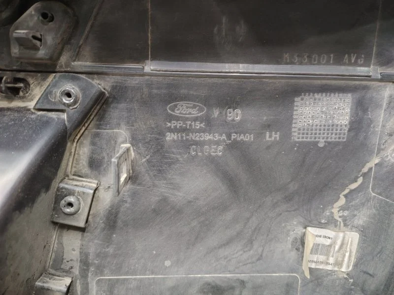 Дверные карты переднее Ford Fusion УНИВЕРСАЛ 1.6 - миниатюра 10